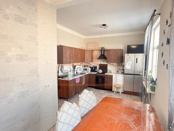 Дом, 218 кв.м., , объект № 4320