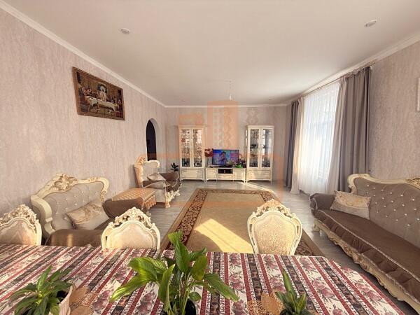 Дом, 218 кв.м., , объект № 4320