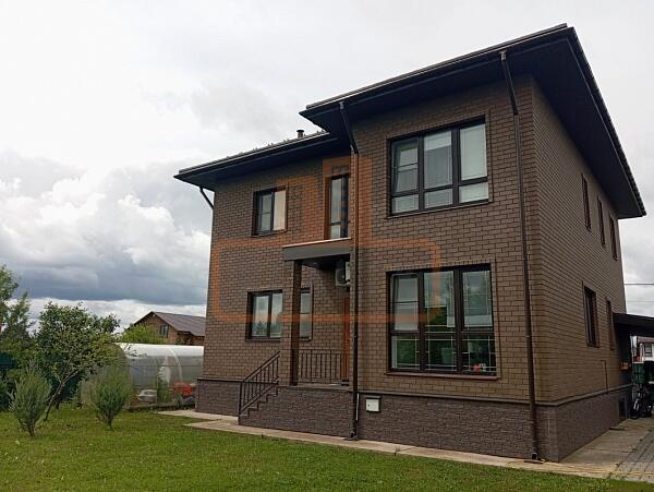 Дом с участком, 270 кв.м., , объект № 4788