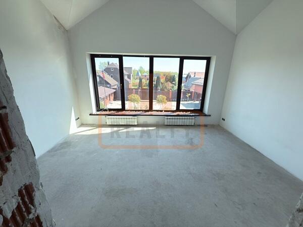 Дом с участком, 405 кв.м., , объект № 4770