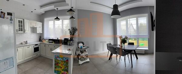 Дом с участком, 270 кв.м., , объект № 4788