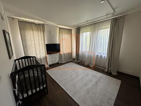 Дом, 193 кв.м., , объект № 4479