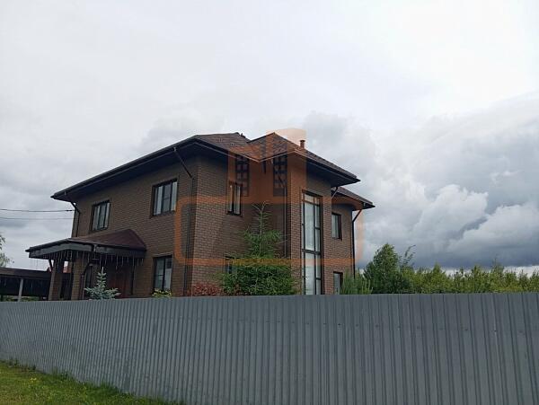 Дом с участком, 270 кв.м., , объект № 4788