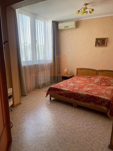 3-к квартира, 104 кв.м.,Феодосия, , объект № 4902