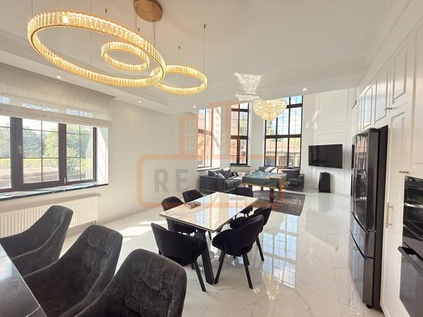Дом, 380 кв.м., , объект № 4956