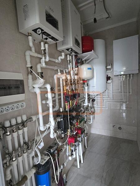 Дом, 308 кв.м., , объект № 4833