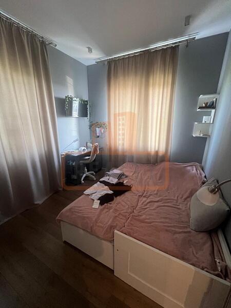 Дом с участком, 270 кв.м., , объект № 4788