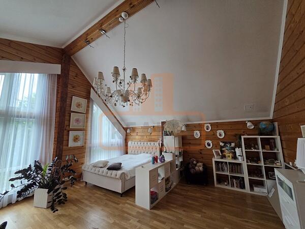 Дом, 245 кв.м., , объект № 4948