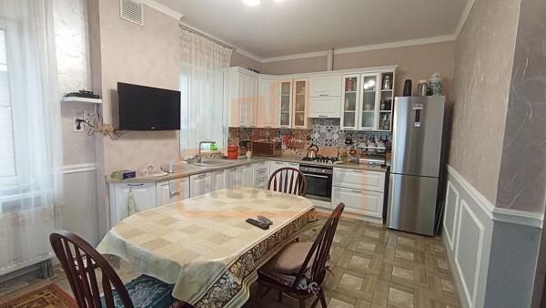 Дом с участком, 169 кв.м., , объект № 4831