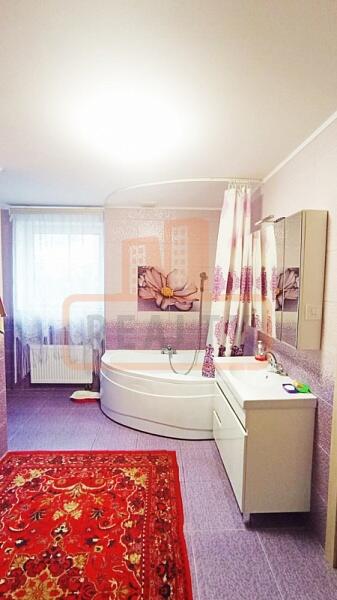 Дом с участком, 169 кв.м., , объект № 4831