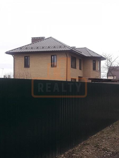 Дом с участком, 245 кв.м., , объект № 4721