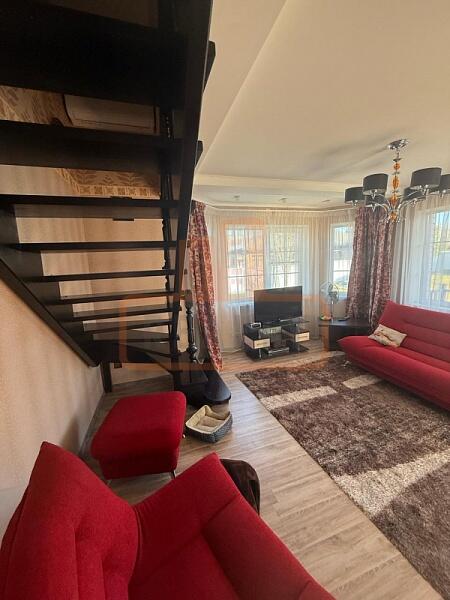 Дом, 180 кв.м., , объект № 4884