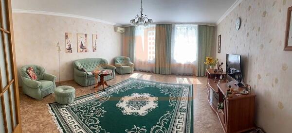 3-к квартира, 104 кв.м.,Феодосия, , объект № 4902