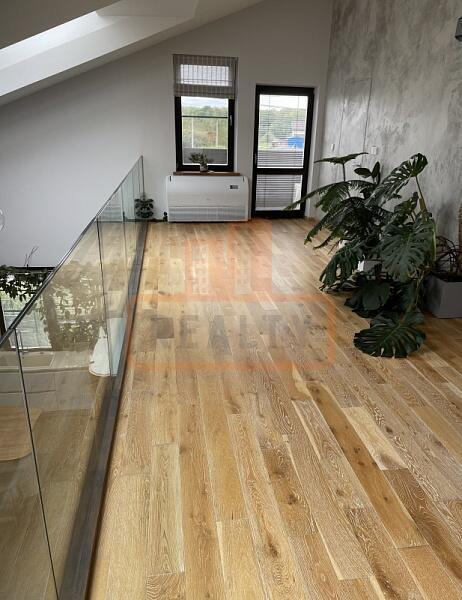 Дом, 193 кв.м., , объект № 4479