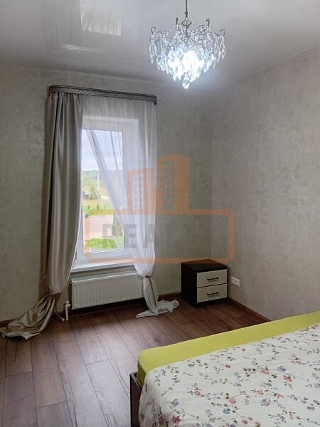 Дом с участком, 270 кв.м., , объект № 4567