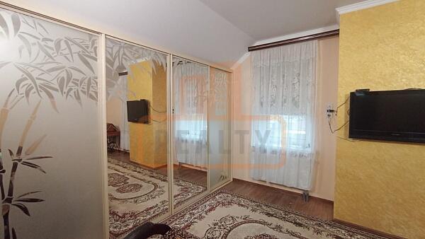 Дом с участком, 169 кв.м., , объект № 4831