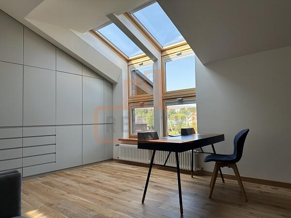 Дом, 193 кв.м., , объект № 4479