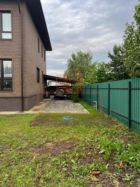 Дом с участком, 270 кв.м., , объект № 4788